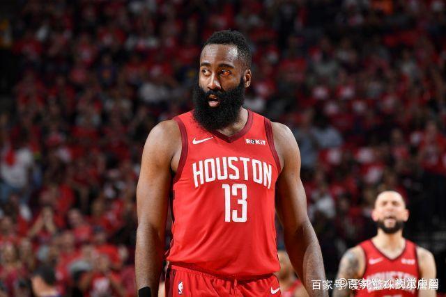 怀特三双绿军大胜活塞6连胜 骑士险胜步行者